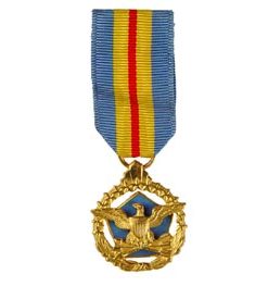Defense Distinguished Service Mini Medal