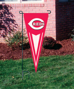 34"x14" REDS Yard Pennat